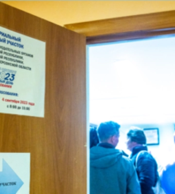 Дроны-камикадзе СБУ атаковали «избирательный» штаб оккупантов в Запорожской области — видео