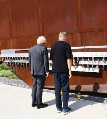 Джонсон у Львові вшанував пам’ять Небесної сотні