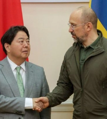 Шмигаль зустрівся з головою МЗС Японії: нообговорили бізнес