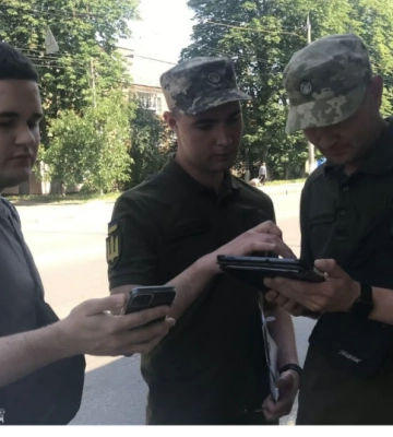 Не обновил данные: Сумской ТЦК опроверг мобилизацию парня без кисти