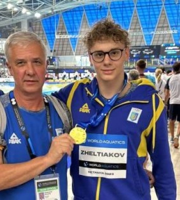 Плавець з Дніпра Олександр Желтяков виграв друге “золото” на юніорському чемпіонаті світу
