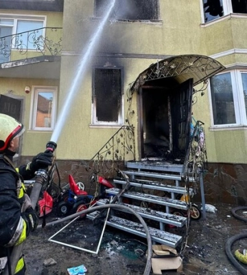 У Одесі під час пожежі постраждали чоловік та його чотири доньки