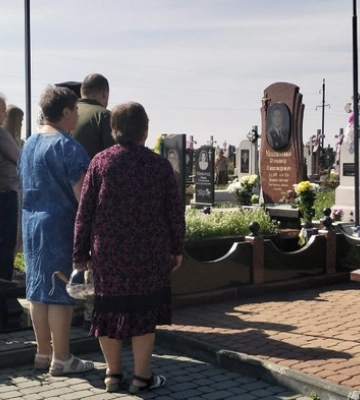 Сьогодні вшановуємо пам&#039;ять офіцера-прикордонника Олександра Максименка, який загинув 9 вересня 2014 року на Луганщині