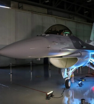 Словакия первой в Европе получит модернизированный F-16
