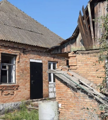 Окупанти обстріляли Нікополь: є руйнування