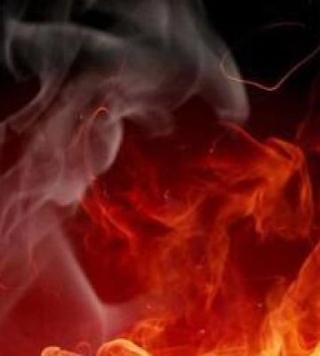 У Полтавському районі горів будинок: з’ясовується причина пожежі
