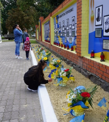 До Дня міста у Тростянці відкрили алею історії та пам’яті