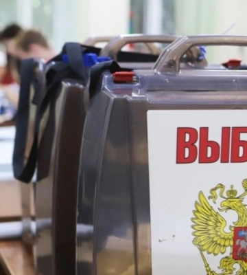 На оккупированной Луганщине жители «голосуют» на псевдовыборах под прицелом автоматов — ОВА