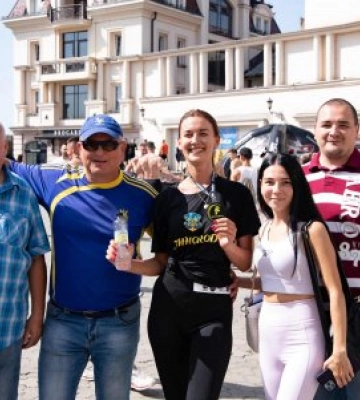 В Ужгороді провели патріотичний забіг з перешкодами Strong Race