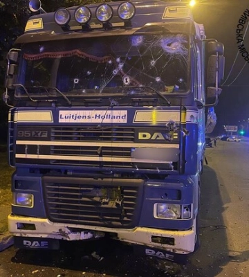 Нічна атака на Київщину: постраждали школи та будинки