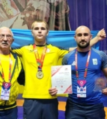 Спортсмен з Херсона  став чемпіоном світу серед юніорів з боротьби вільної