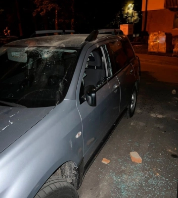 У Вінниці затримано п’яного дебошира, який пошкодив понад десяток автомобілів (ФОТО)