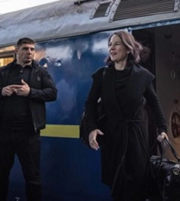 В Украину с необъявленным визитом прибыла глава МИД Германии: фото