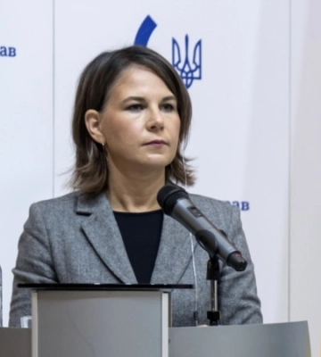 До Києва прибула міністр закордонних справ Німеччини