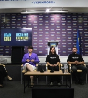 У Києві презентували мультимедійний проєкт Ukraїner про воєнні злочини РФ