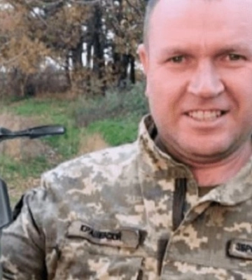Став на захист мирного життя інших: під Пологами загинув боєць Роман Крашевський з Дніпропетровщини