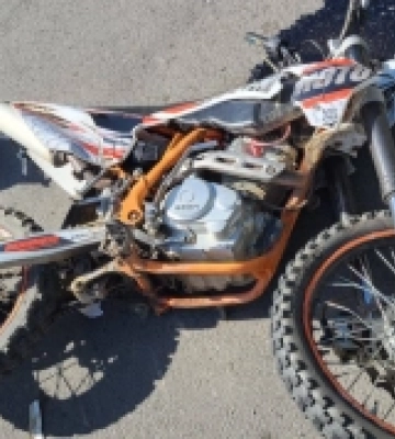 Поліція Закарпаття розслідує аварію у Сваляві, в якій загинув неповнолітній мотоцикліст