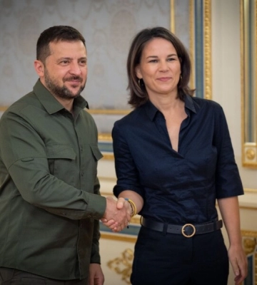Зеленский принял Бербок и передал благодарность Шольцу. Говорили об усилении ПВО и евроинтеграции Украины