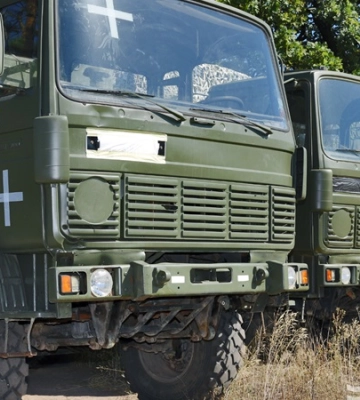 Дніпро відправив Силам оборони пересувні майстерні з обладнанням для ремонту колісної, бронетанкової та артилерійської техніки