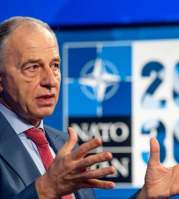 Не бачать ознак атаки: у НАТО відреагували на падіння російського дрона-камікадзе у Румунії