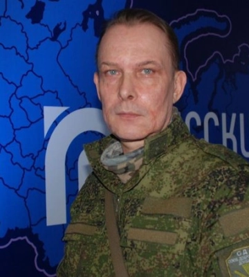 «Размазан по асфальту». В центре Донецке российские военные сбили насмерть пропагандиста Дубового