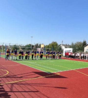 Поблизу Львова біля Містківського ліцею облаштували спортивний багатофункціональний майданчик