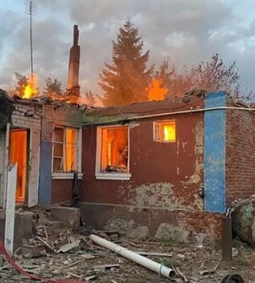 Россияне обстреляли из артиллерии Волчанск, вспыхнул пожар
