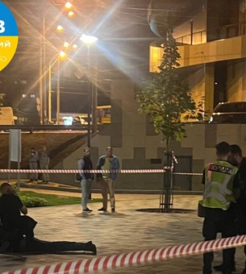 У Києві поліцейський був  поранений під час затримання озброєного зловмисника