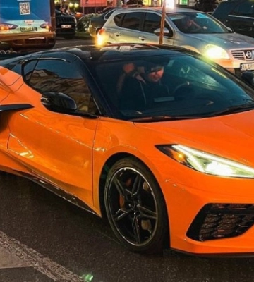 В Киеве заметили новый Chevrolet Corvette C8, фото