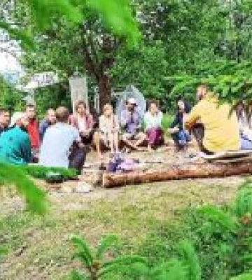 І волонтерам  необхідна  допомога