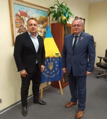 Голова Закарпатської обласної ради Володимир Чубірко разом з депутатом Андрієм Андріївим перебувають з робочим візитом у Польщі
