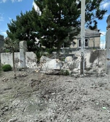 Росіяни обстріляли Білозерку, пошкоджено будинки та дитсадок