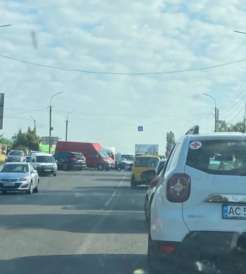 У Луцьку - аварія за участі катафалка: утворився величезний затор