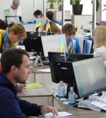 1600 переселенців знайшли роботу на Львівщині: де працюють