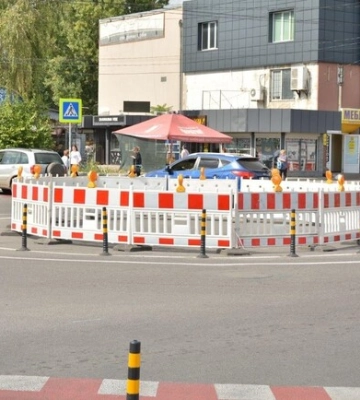 В міській раді пояснили чому на одному з перехресть у Дніпрі Т-подібне перехрестя змінили на кругове