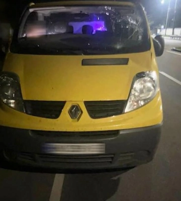 В Острозі мікроавтобус збив 19-річного юнака на електросамокаті: потерпілий - у комі