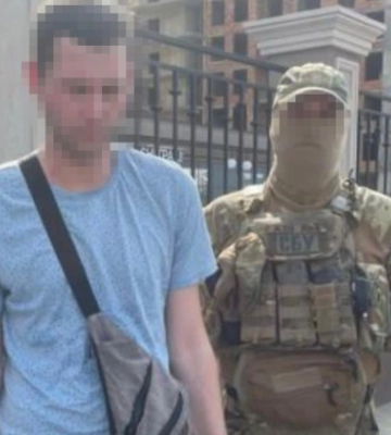 Збирав дані про розміщення систем ППО: в Одесі затримали ворожого агента, який хотів «зламати» телефон військової