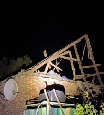 На Дніпропетровщині збили три безпілотники, уламки пошкодили будинки – ОВА