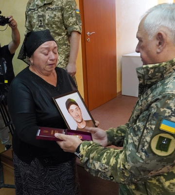 Рідним загиблих захисників з Сумщини вручили посмертні державні нагороди