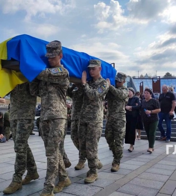 С защитником Украины Сергеем Ярмоленко (Зимой) попрощались на Майдане. ВИДЕО+ФОТОрепортаж
