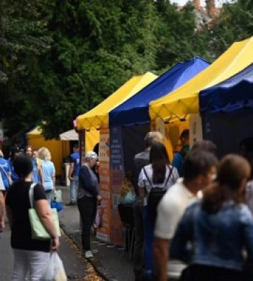 В Ужгороді стартував Ярмарок вакансій - подробиці