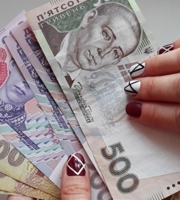 Українським чиновникам будуть по-новому нараховувати зарплату