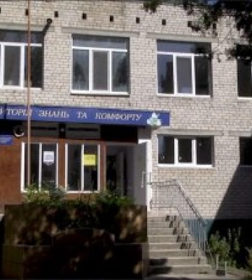 У Миколаєві відновлюють навчальні заклади, які постраждали від російських обстрілів