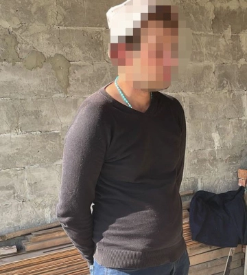 На Львівщині поліцейські затримали зловмисника, причетного до крадіжки з будинку