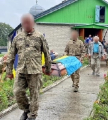 Волиняни попрощалися із загиблим В‘ячеславом Толстобрюхом