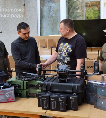 Дніпро щотижня надає оборонцям допомогу на мільйони гривень, — Філатов