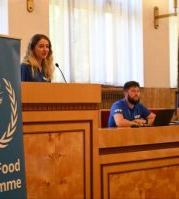 Доплатить за обіди учнів