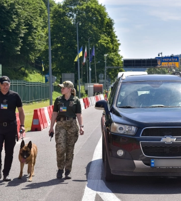 2248 чоловіків виїхали за кордон за дозволами від Львівської ОВА і не повернулися