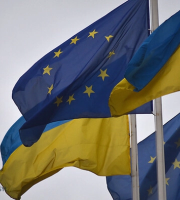 FT: Украина может пойти на уступки по венгерскому языку в школах ради вступления в ЕС
