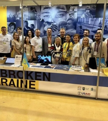 8 компаній зі Львова їздили з Андрієм Садовим у Японію. Перелік